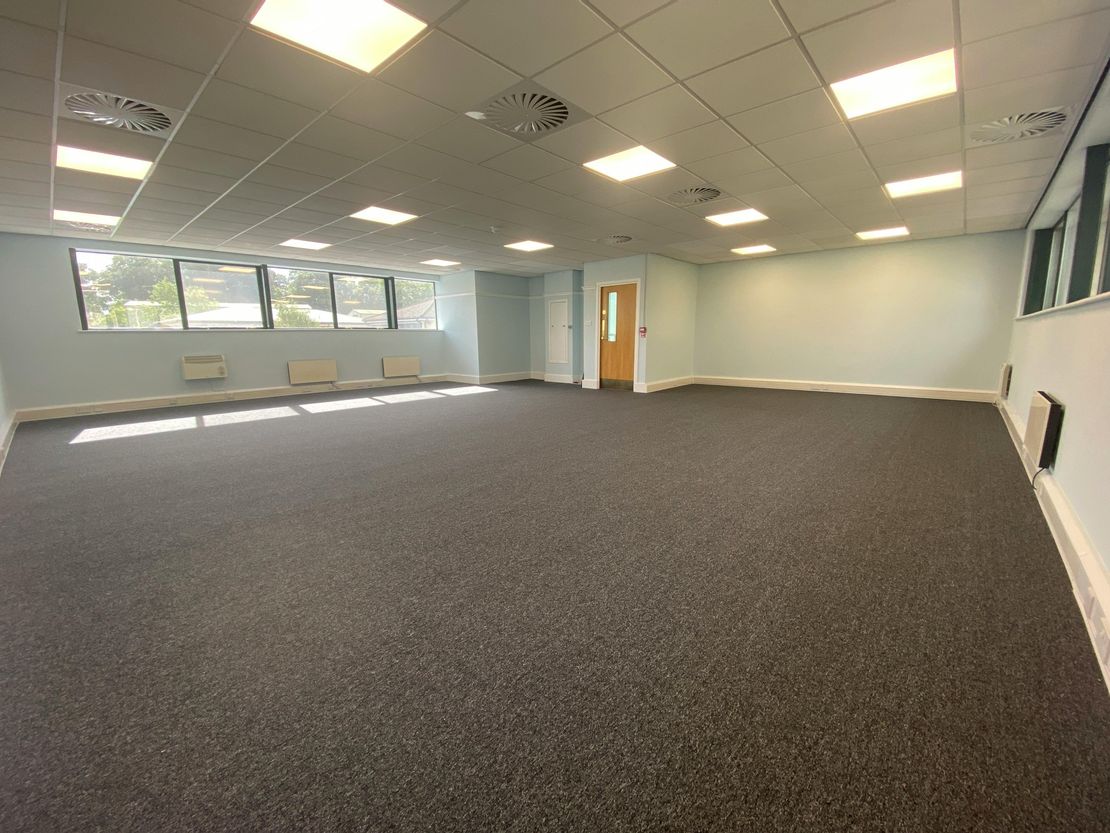 Unit 2 Fenlock Court, Blenheim Office Park, Witney, OX29 8LN