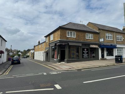 Property Image for 130 Oatlands Drive, Weybridge, KT13 9HL