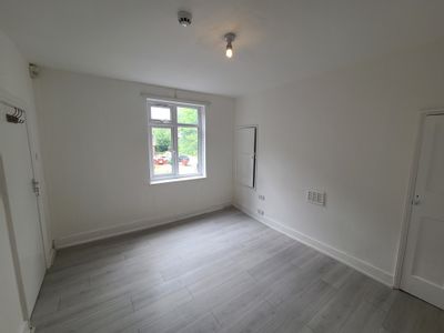 Property Image for 22, High Street, Sutton Coldfield, West Midlands, B72 1UX