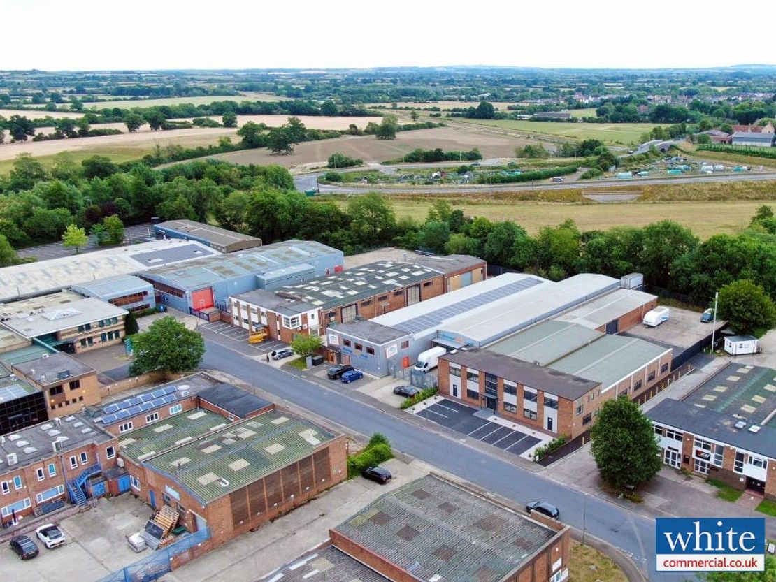 B4 & B5 Telford Road, Bicester, OX26 4LD