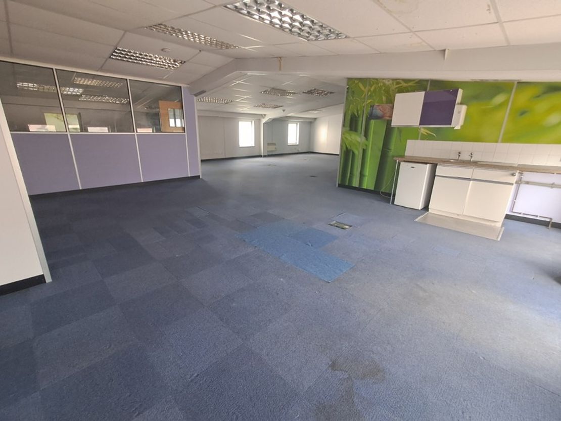 Unit 8, Four Seasons Crescent, Sutton, Surrey, SM3 9QR