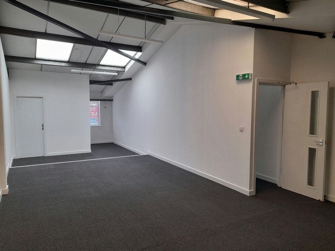 Unit 4C Station Yard, Station Road, Hungerford, RG17 0DY