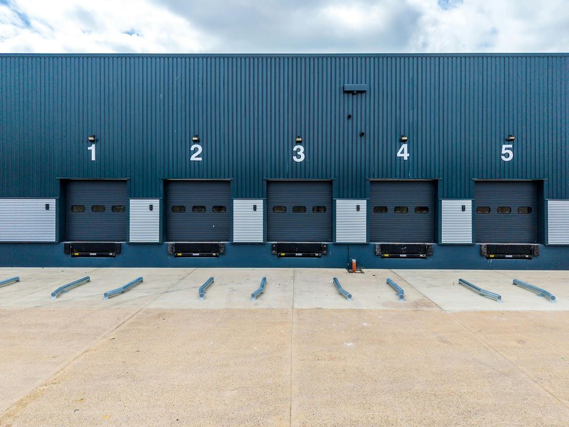 Unit 11 Woodside Industrial Estate, Humphrys Road, Dunstable, LU5 4TP