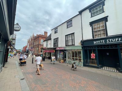 Property Image for 46 Abbeygate Street, Bury St Edmunds, Suffolk, IP33 1LB