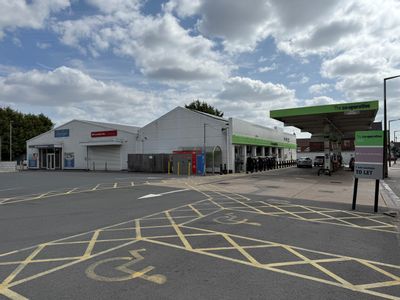 Property Image for Alfreton, Unit 3, 89 Nottingham Rd, DE55 7GR
