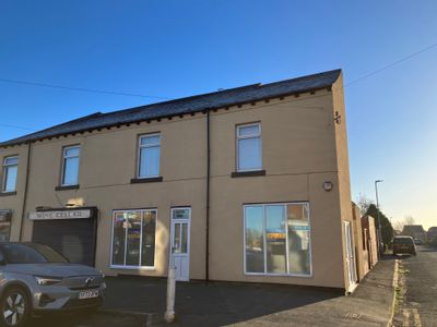 Property Image for 96 Agbrigg Road, Wakefield, WF1 5AY