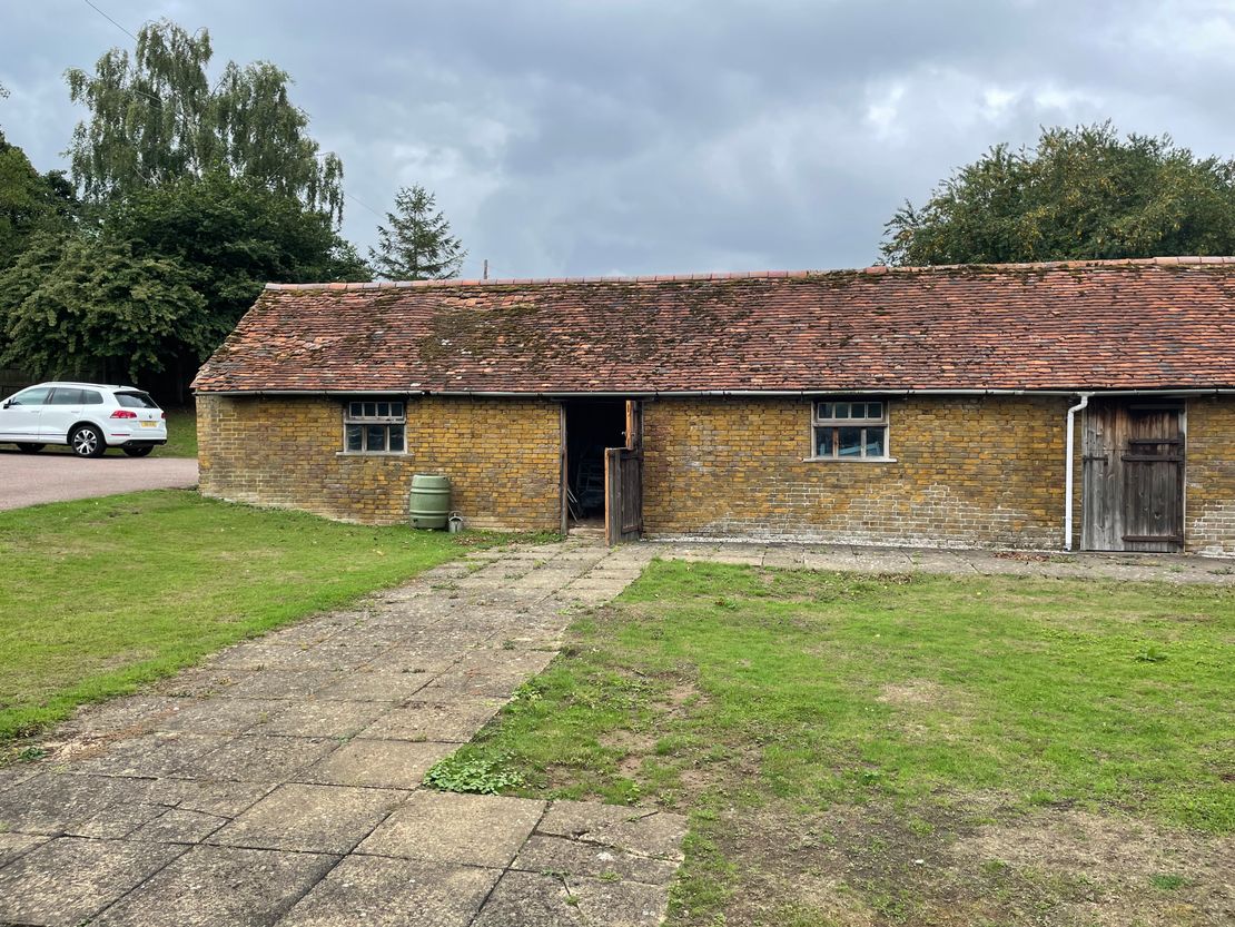 Brook Hall Outbuildings, Waterham Road, Hernhill, Faversham, Kent, ME13 9JH