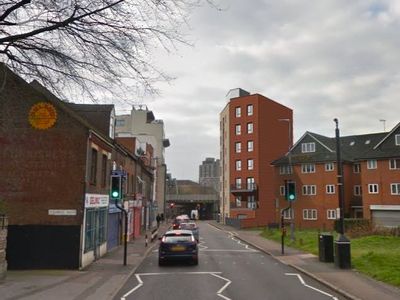 Property Image for 7a Old Bedford Road, Luton, LU2 7PB