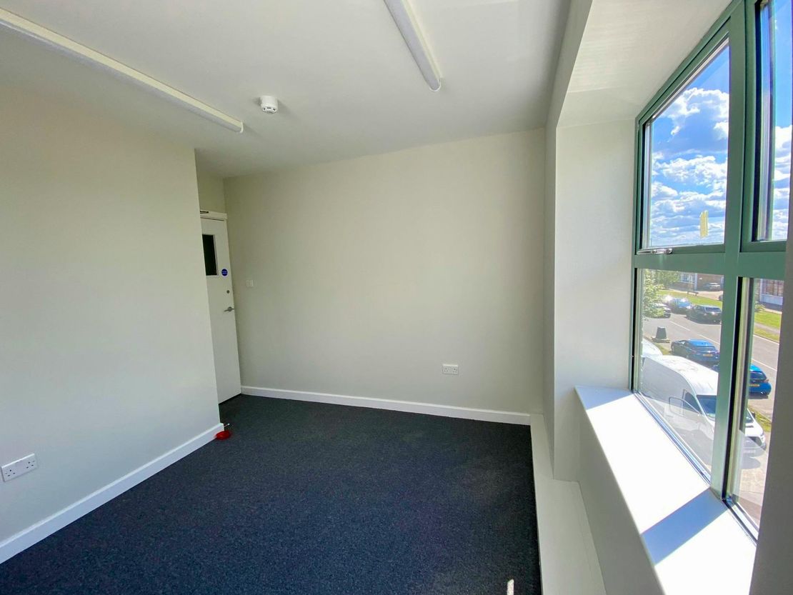 58 Wilbury Way, Hitchin, SG4 0TP