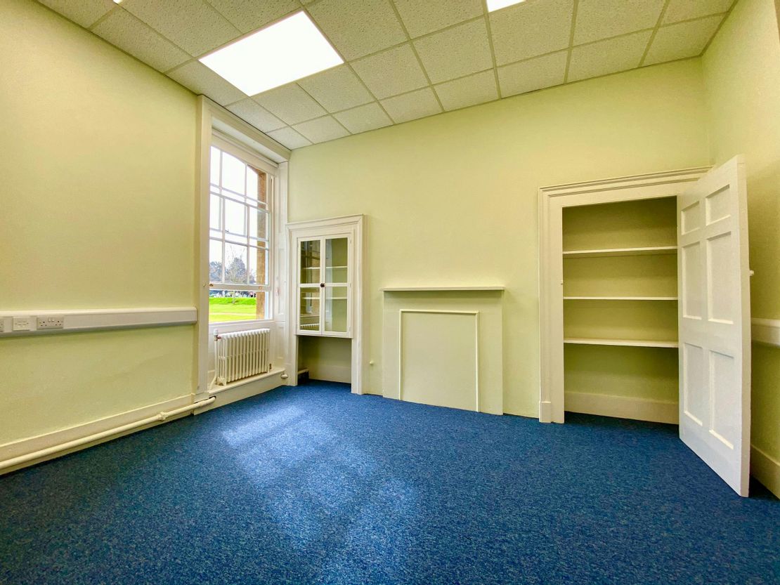 Wrest Park, Park Avenue, Silsoe, MK45 4HS