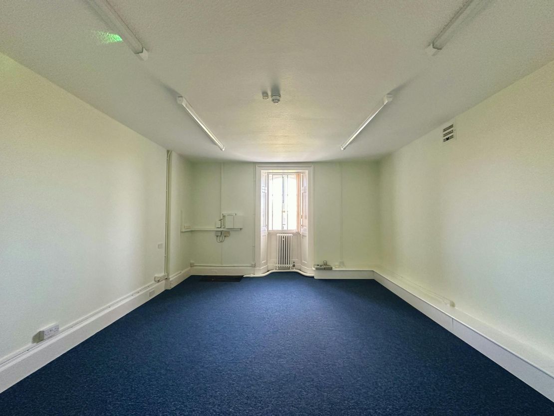 Wrest Park, Park Avenue, Silsoe, MK45 4HS