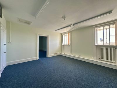 Property Image for Wrest Park, Park Avenue, Silsoe, MK45 4HS
