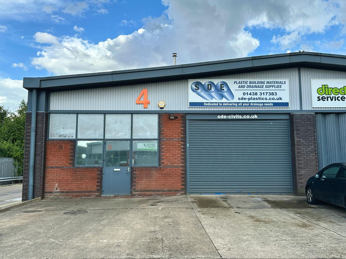 Unit 4 Hyatt Trading Estate, Babbage Road, Stevenage, SG1 2EQ