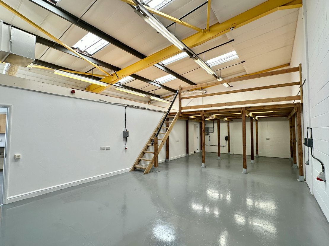 Unit 4 Hyatt Trading Estate, Babbage Road, Stevenage, SG1 2EQ