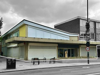 Property Image for 70-74 High Street North, Dunstable, LU6 1LE