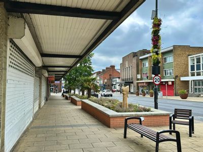 Property Image for 70-74 High Street North, Dunstable, LU6 1LE
