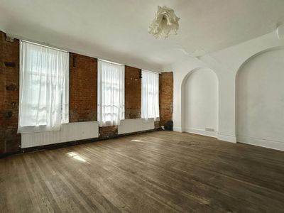 Property Image for 32a, George Street, Luton, LU1 2AZ
