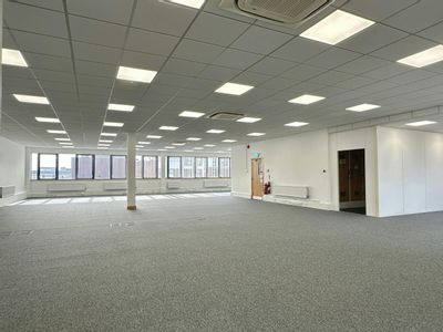 Property Image for Raglan House, 28-44 Alma Street, Luton, LU1 2PL