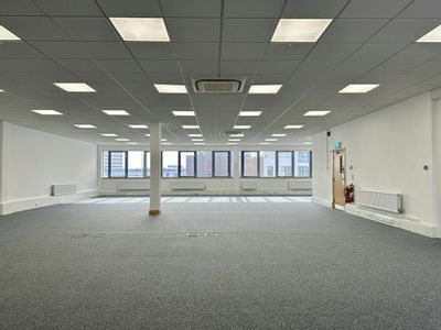 Property Image for Raglan House, 28-44 Alma Street, Luton, LU1 2PL