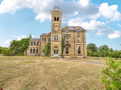Property Image for Chapel Knapp, Corsham, SN13