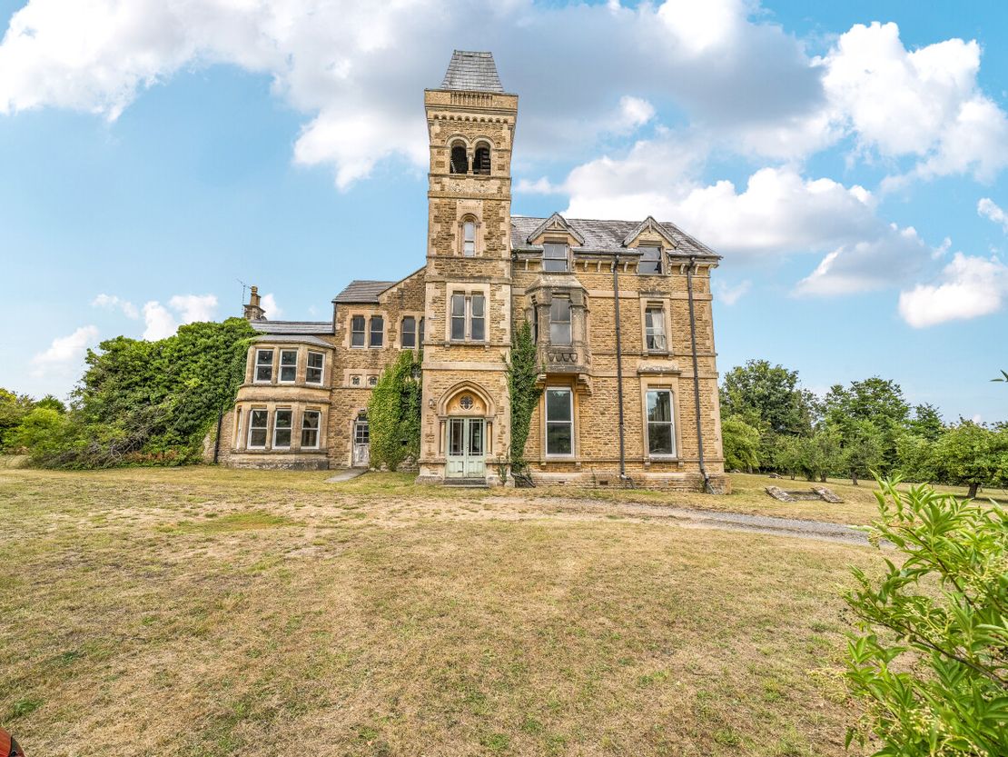 Chapel Knapp, Corsham, SN13