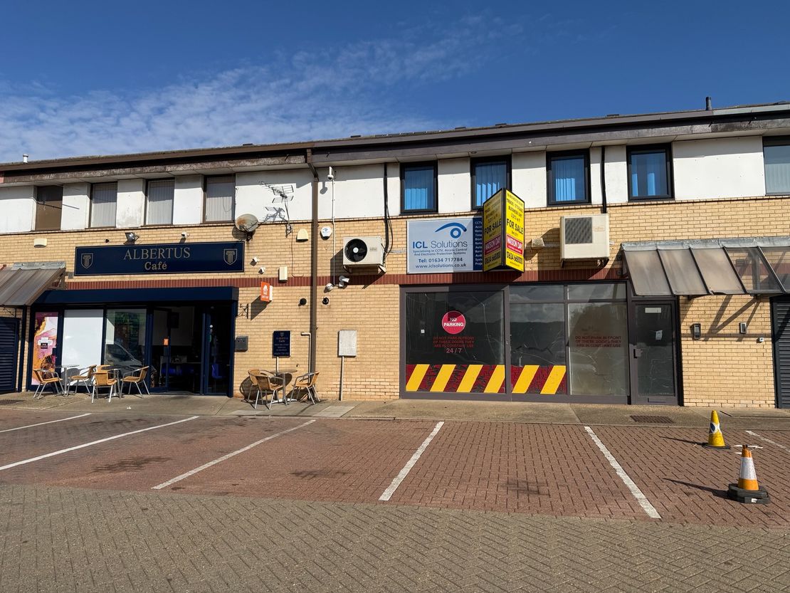 10 Rochester Court, Anthonys Way, Medway City Estate, Rochester, Kent, ME2 4NW