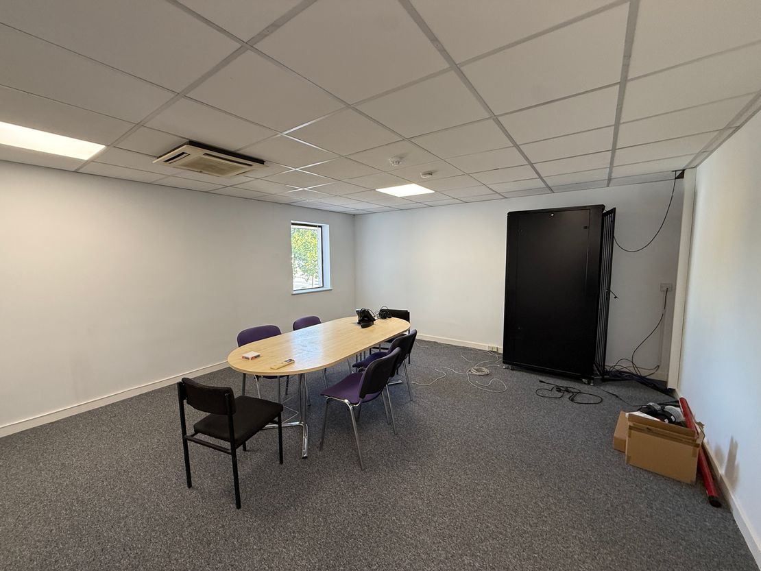 10 Rochester Court, Anthonys Way, Medway City Estate, Rochester, Kent, ME2 4NW