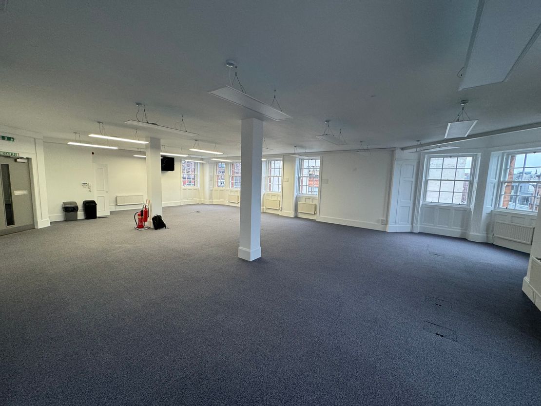 93 W George St, Glasgow G2 1PB