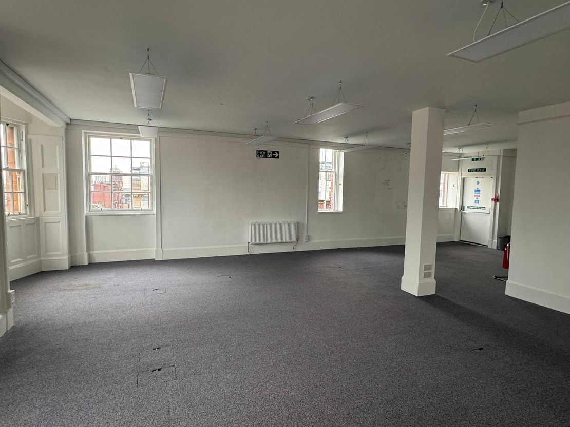93 W George St, Glasgow G2 1PB