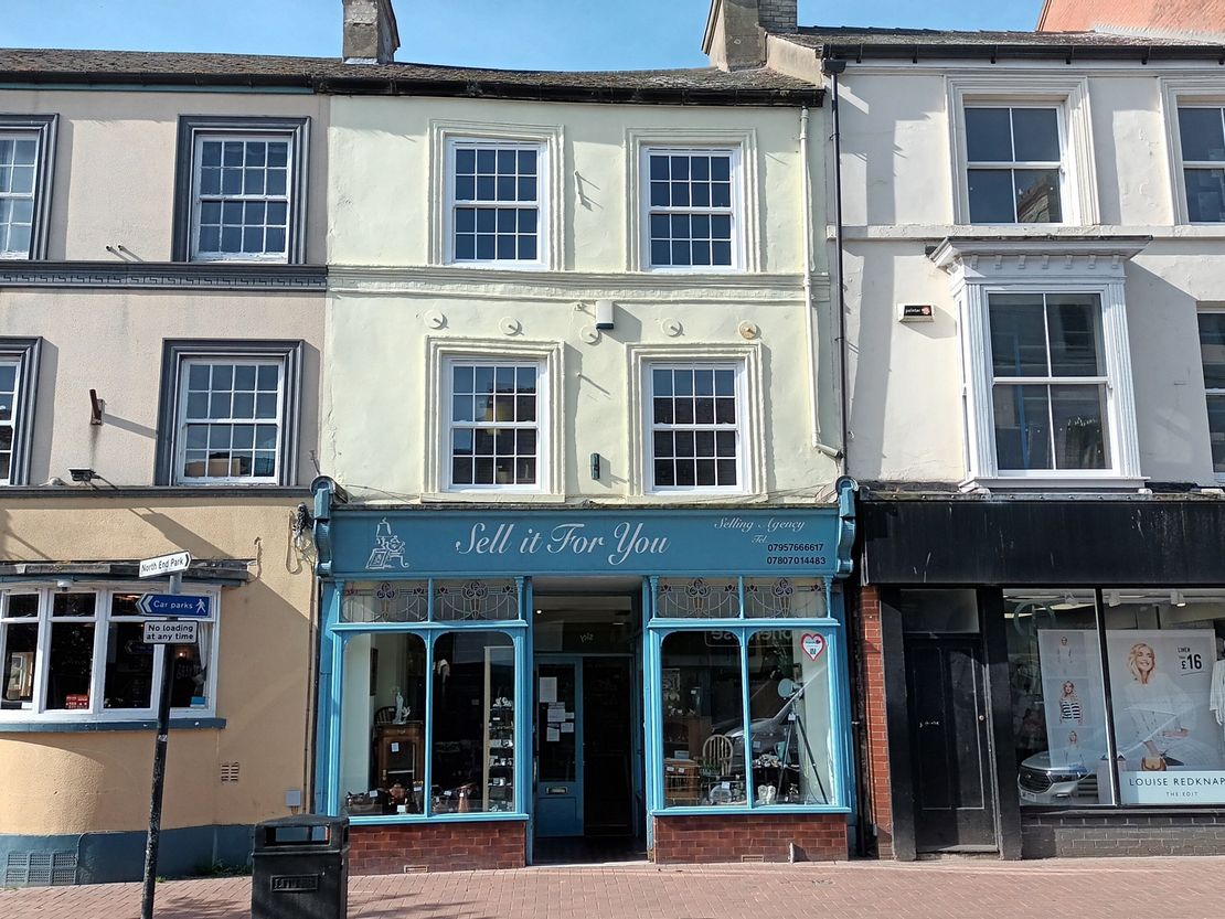 2 Market Place, Driffield, East Riding of Yorkshire, YO25 6AP