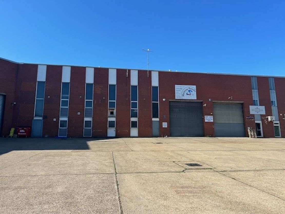 3 Airborne Industrial Estate, Southend Arterial Road, Leigh-on-Sea, Essex, SS9 4EN