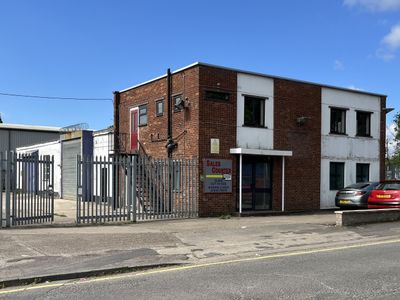 Property Image for Unit 1 Westminster Industrial Estate, Station Road, North Hykeham, Lincoln, East Midlands, LN6 3QY