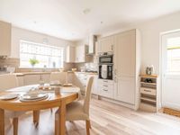 Property Image for 17 JosÃ© Powell Gardens, Thorpe le Soken