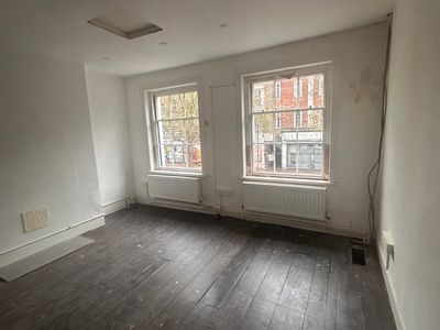 Property Image for 27 High Street, Ashford, Kent, TN24 8TF