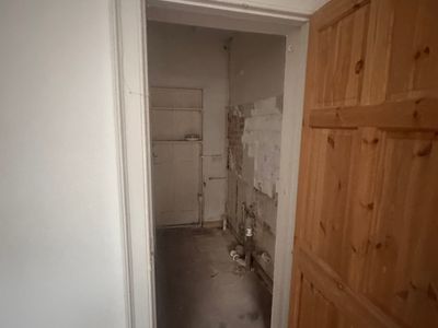 Property Image for 27 High Street, Ashford, Kent, TN24 8TF