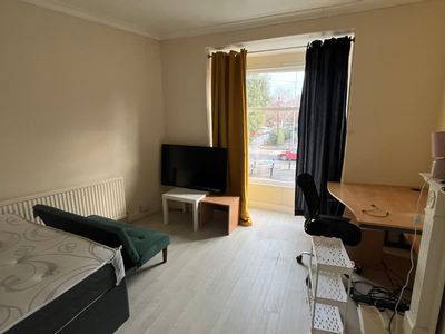 Property Image for 471 Beverley Road, Hull, East Yorkshire, HU6 7LD