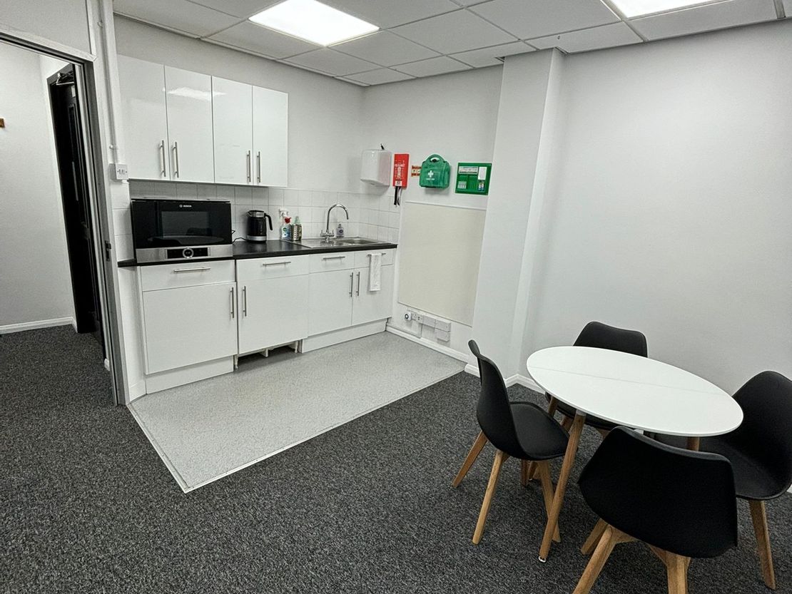 Reading House, Waterside Court, Neptune Way, Medway City Estate, Rochester, Kent, ME2 4NZ