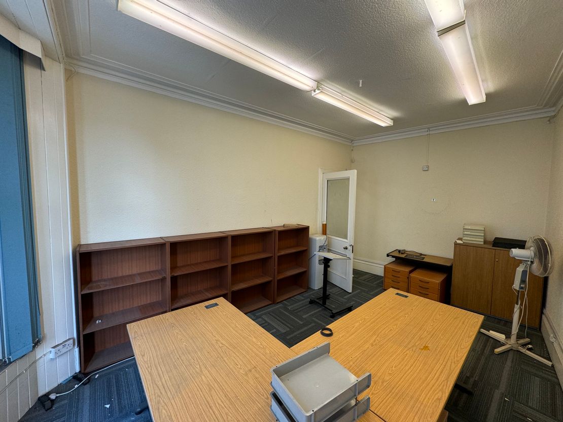 3/2 60 St Enoch Sq, Glasgow G1 4AG