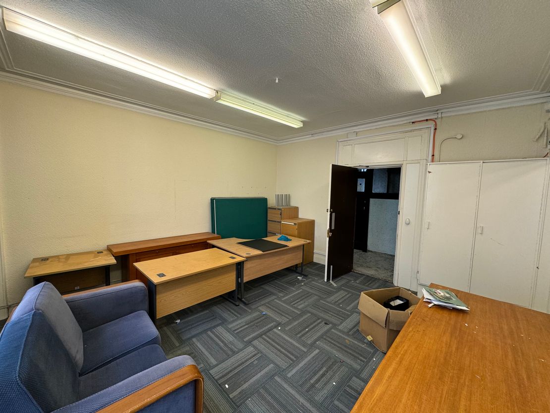 3/2 60 St Enoch Sq, Glasgow G1 4AG