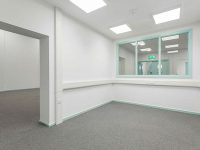 Property Image for Alex House, South Parade, Leeds, LS27 8AJ