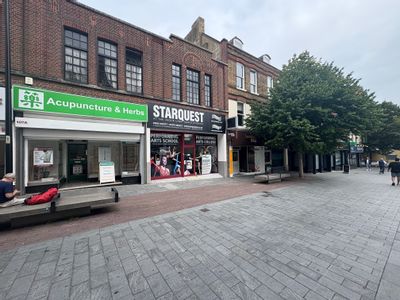 Property Image for 109, High Street, Chatham, Kent, ME4 4DH
