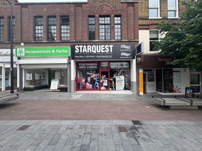 Property Image for 109, High Street, Chatham, Kent, ME4 4DH
