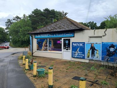 Property Image for Brookers Corner, Crowthorne, RG45 6ST