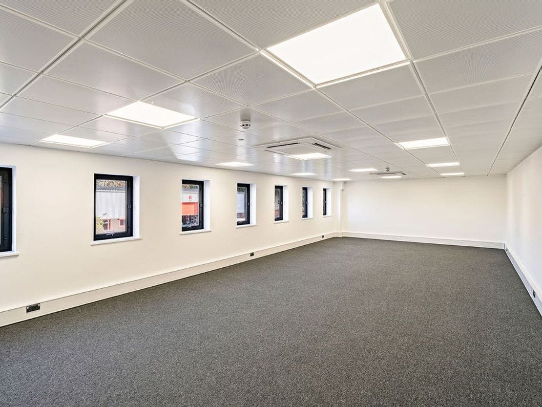 Units 3 & 4, Bracknell Business Centre, Downmill Road, Bracknell, RG12 1QS