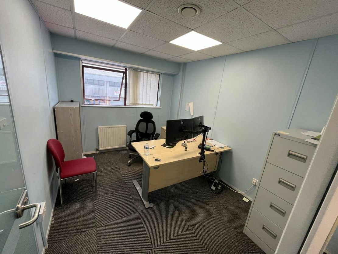 Unit 4 Metro Centre, Tolpits Lane, Watford, WD18 9SS