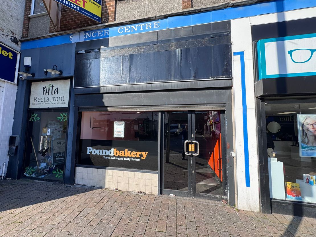 38a Carlton Street, Castleford, West Yorkshire, WF10 1BA