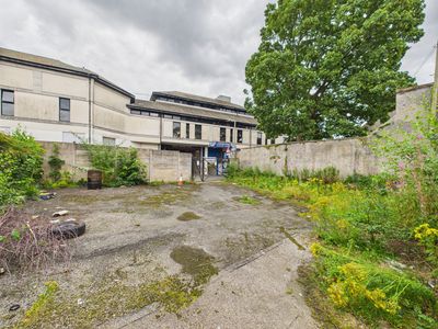 Property Image for 87-89 Whitesands, Dumfries, Dumfries And Galloway, DG1 2RX