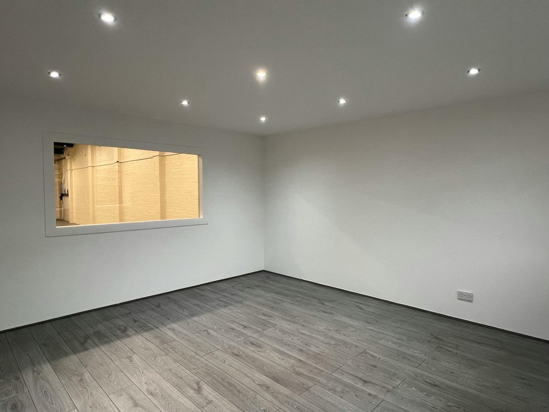Hawbank Road, College Milton Industrial Estate, East Kilbride, G74 5EG