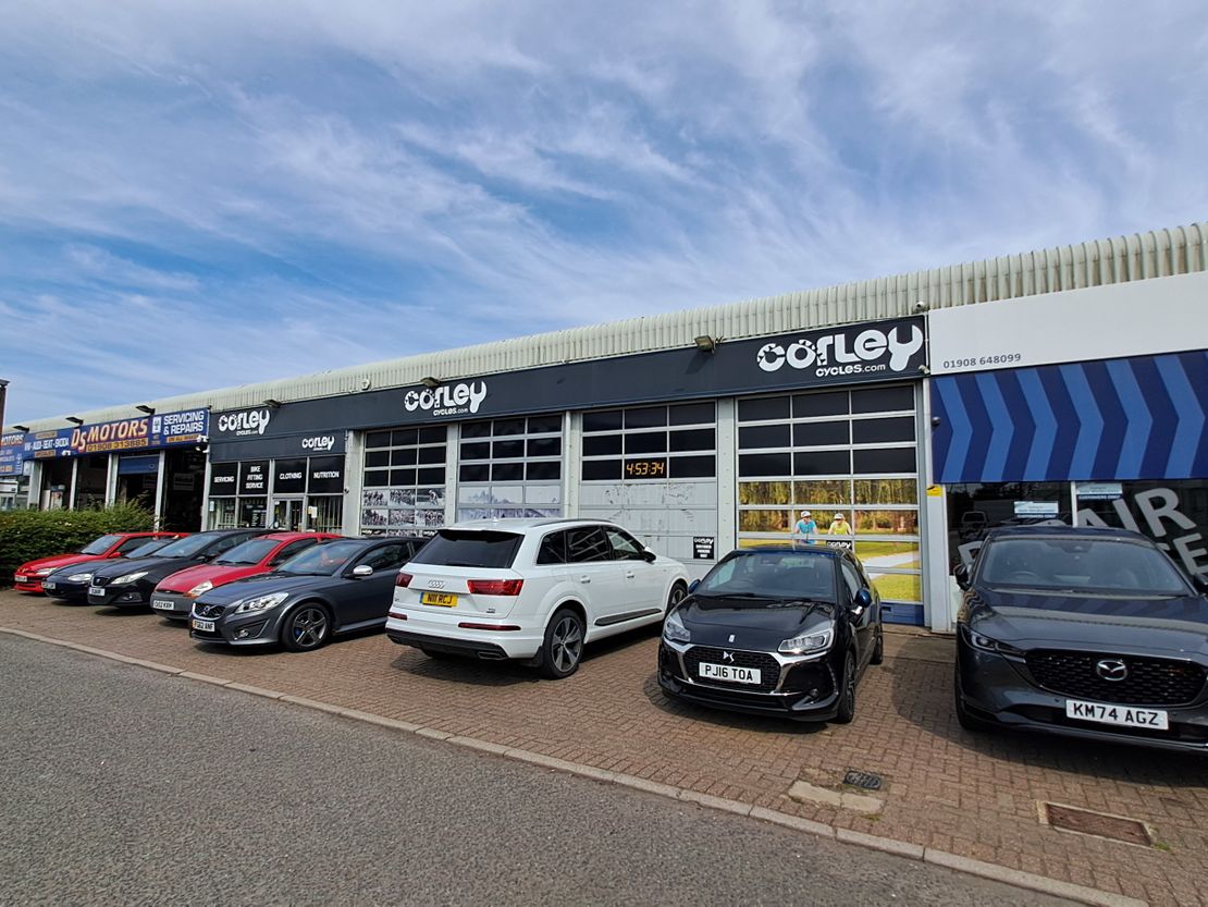 3 Stacey Bushes Trading Centre, Erica Road, Stacey Bushes, Milton Keynes, MK12 6HS