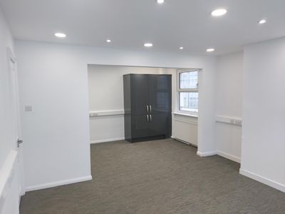 Property Image for Spa House, 18 Upper Grosvenor Road, Tunbridge Wells, Kent, TN1 2EP